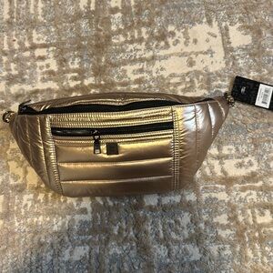ROYLN SISTER SLING BAG